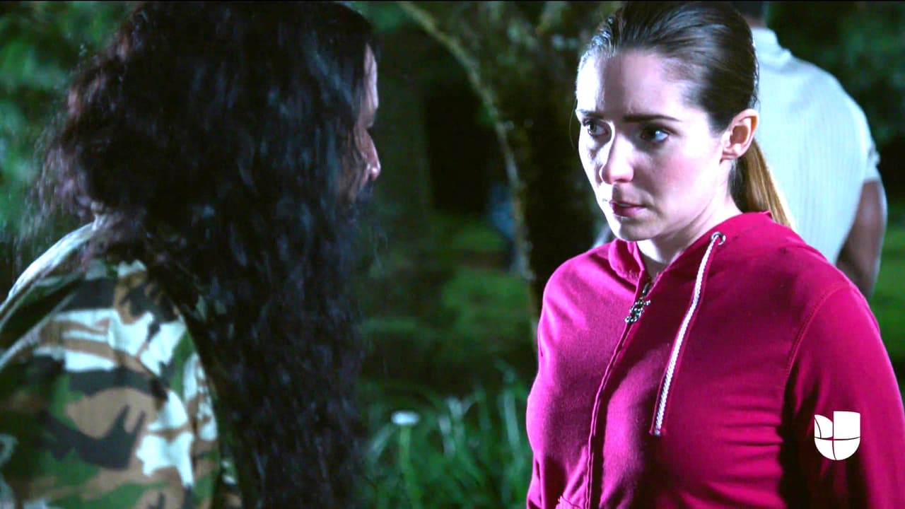 Laura estaba decidida a sacar adelante a su hija y tomó la decisión de comprar papeles falsos para llevar una vida tranquila.