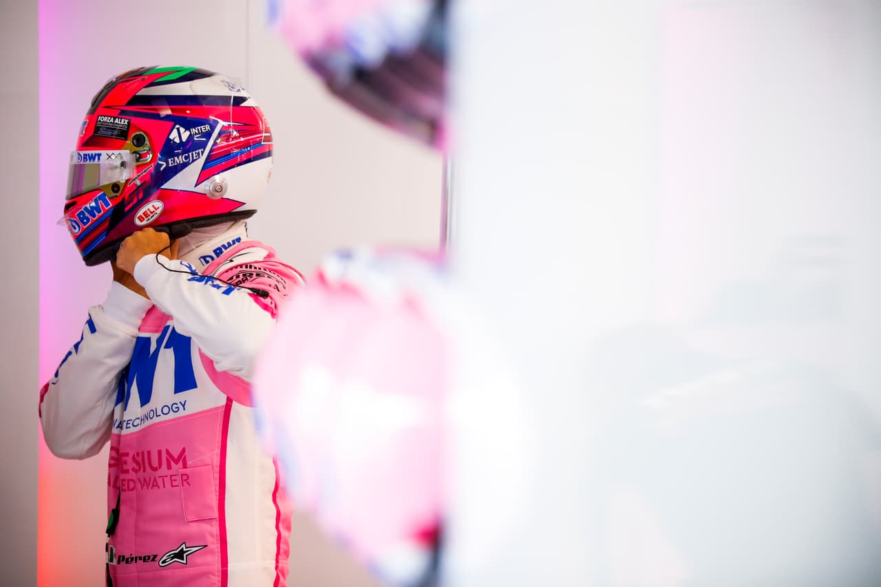 Lewis Hamilton arrancará en la primera posición; Valtteri Bottas, Lances Stroll, Sergio Pérez, Sebastian Vettel, Charles Leclerc, Max Verstappen, Lando Norris, Carlos Sainz y Pierre Gasly completan las primeras diez posiciones al arranque.