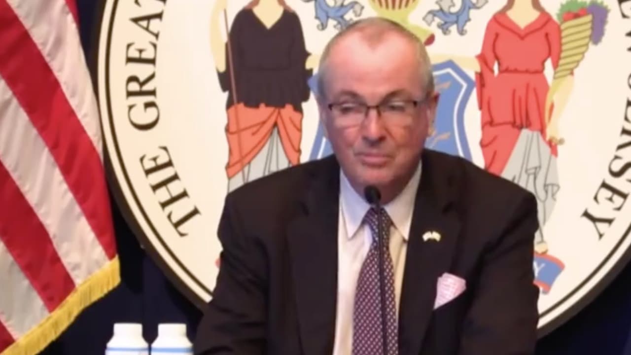 "Este no es el año para la gran reunión familiar", dice Murphy acerca de Acción de Gracias en Nueva Jersey