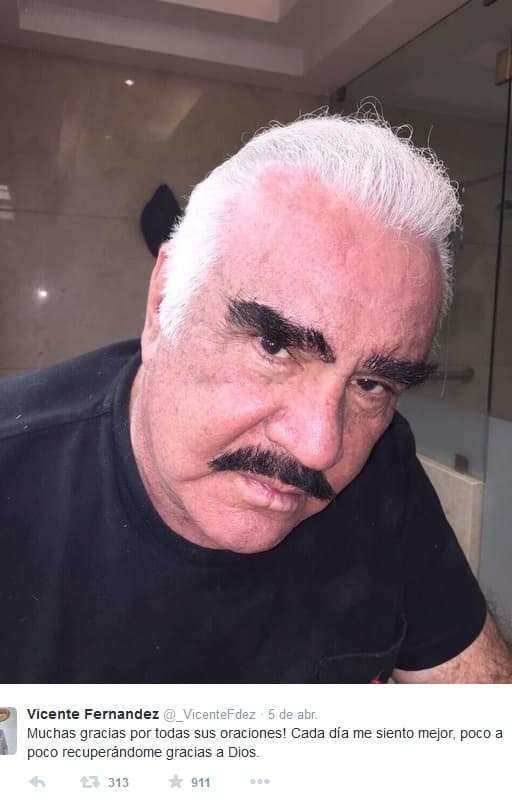 Nunca desaprovecha la oportunidad para compartir con sus fans sus mejores momentos.