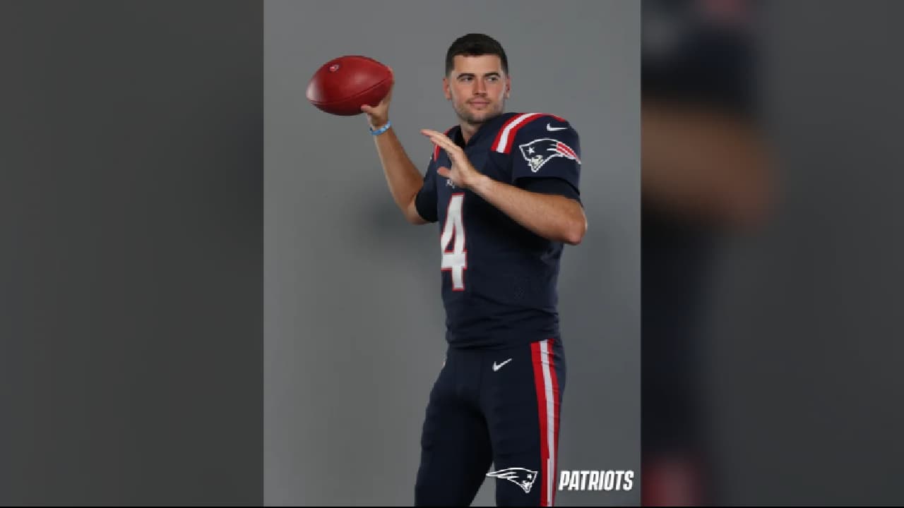 Jarret Stidham | Los protagonistas de una de las franquicias más ganadoras de la NFL presentaron el nuevo uniforme.