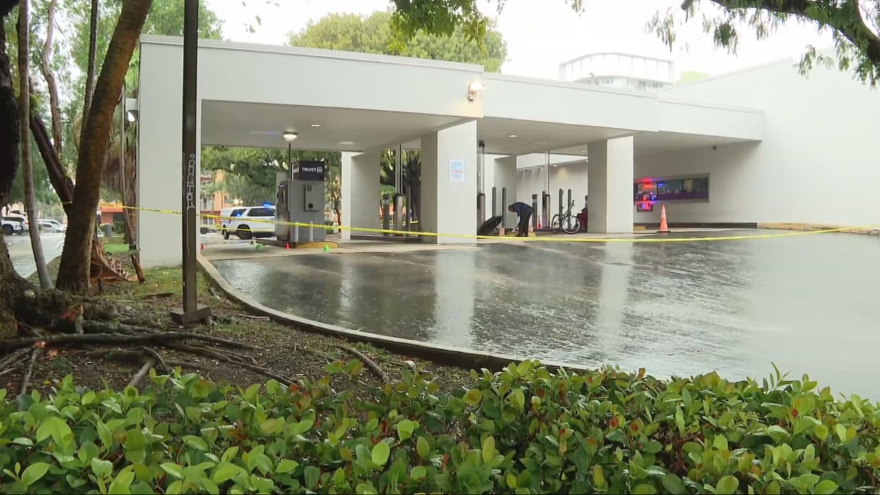 Hombre en condición crítica tras ser apuñalado cerca de un cajero automático en la Pequeña Habana