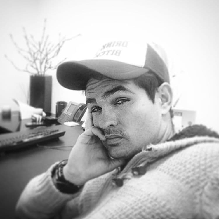 Como la kriptonita a Superman, las mujeres son la debilidad de Ferdinando. Eso sí, no tiene frases fijas de conquistador pues asegura que su método de conquista cambia dependiendo de quién se trate.