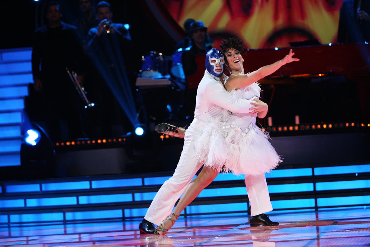 Sin embargo, tuvo que enfrentarse a la segunda ronda de baile de la noche.