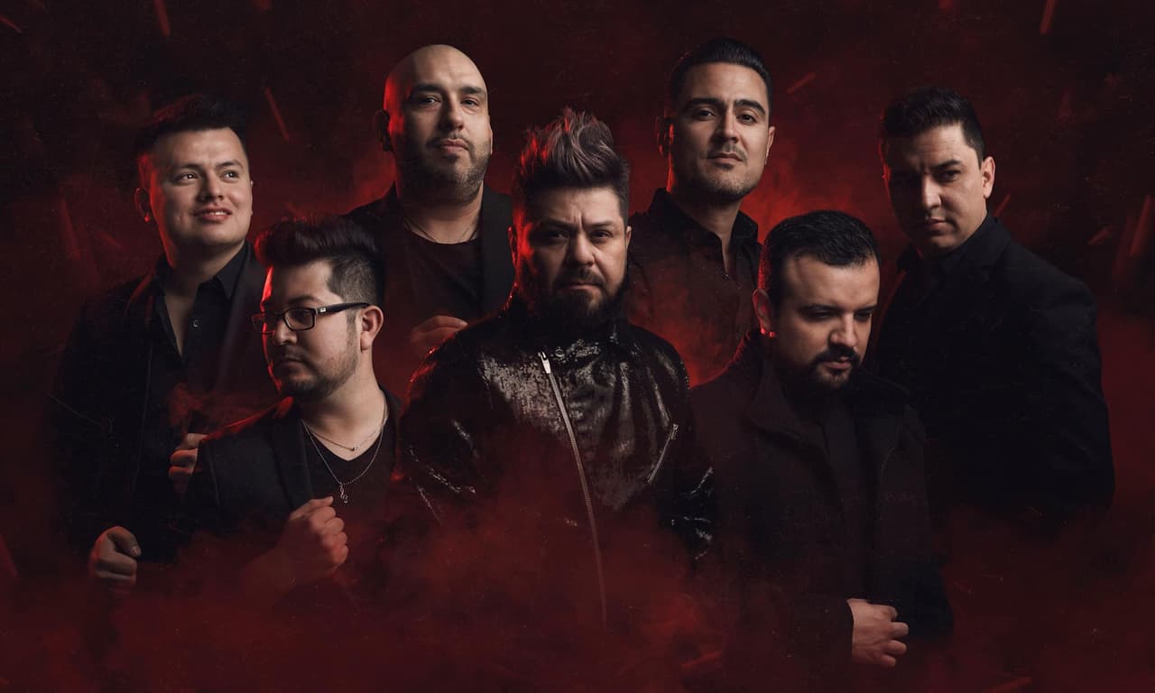 Ese mismo mes también sufrieron un accidente los integrantes de La Firma, que afortunadamente salieron todos ilesos, sin arriesgar la vida de nadie.