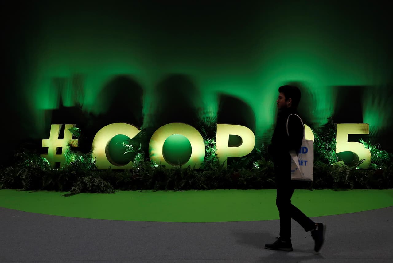 Los líderes de los grupos indígenas señalaron que Madrid es una oportunidad única para llevar a cabo “cambios relevantes” para combatir “la opresión, el racismo, el clasismo y el sexismo”, defectos que “también deben eliminarse para detener por completo la destrucción del medio ambiente”.
<br>