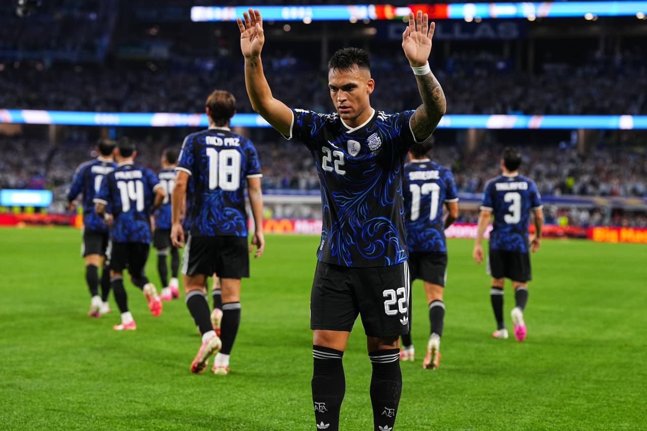 Lautaro Martínez metió un gol tras un penal.