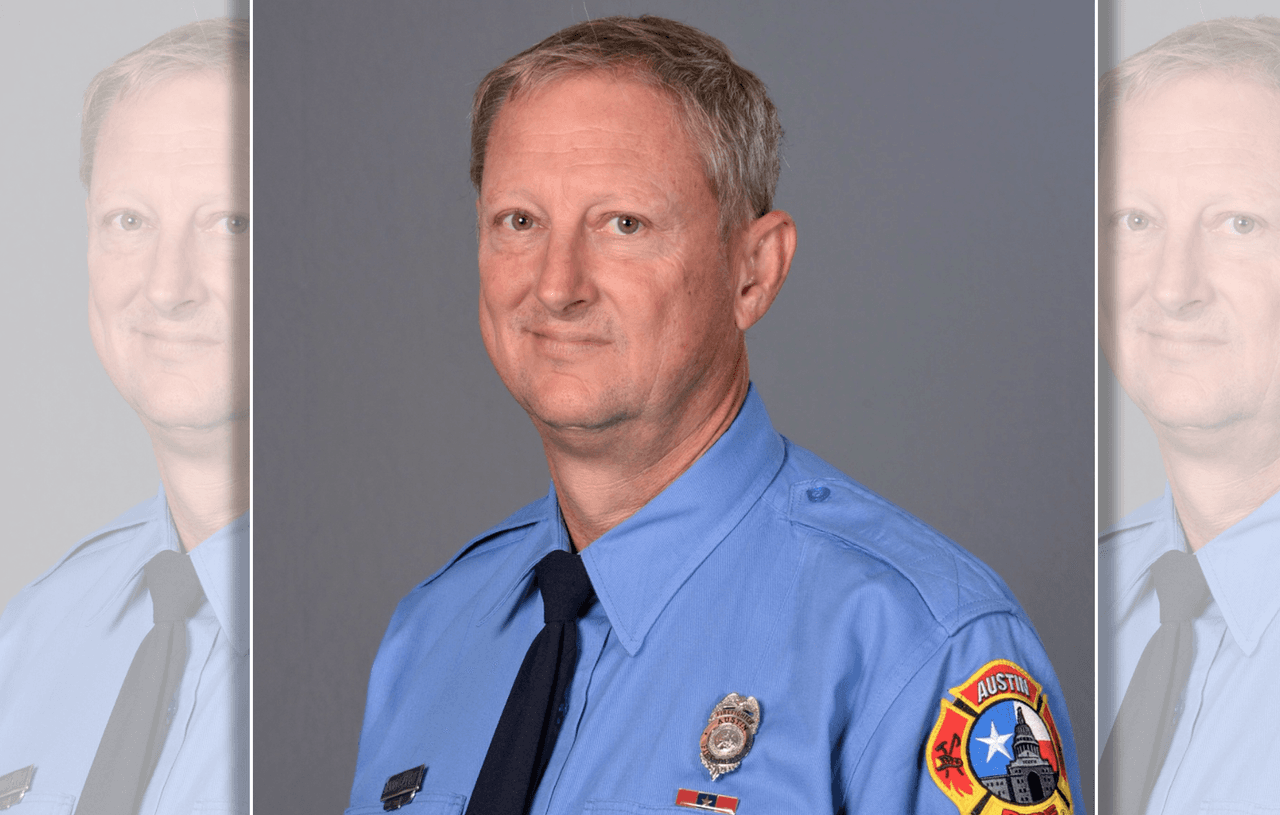 Bombero de Austin muere tras batallar contra el covid-19