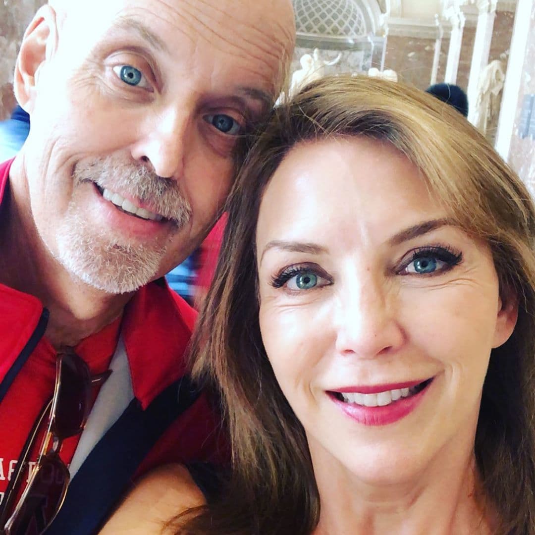 "
<b>Nosotras traemos un 'beat' (ritmo) muy diferente</b> a los hombres, ahí les va una intimidad. Mi marido de repente cuando ve que yo termino él se queda muy contento, pero yo quiero más", inició en su relato.
<br>