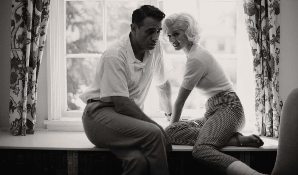 Joe DiMaggio (Bobby Cannavale) y Marilyn Monroe (Ana de Armas).