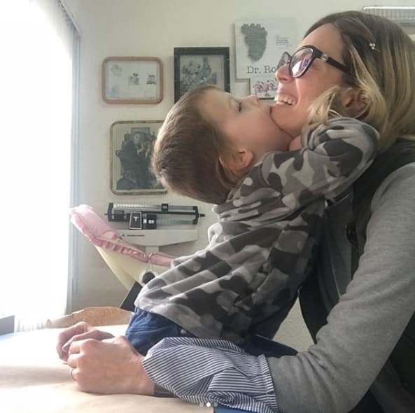 Todos estos cambios tienen una explicación más profunda de lo que parece. Maritza Rodríguez comenzó un proceso para convertirse al judaísmo ortodoxo desde hace 7 años y es en estos momentos que logró la conversión.