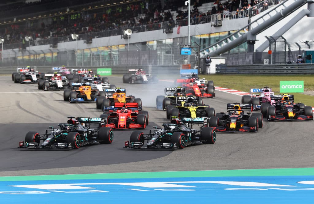 Termina la carrera, Ricciardo se queda con el tercer lugar