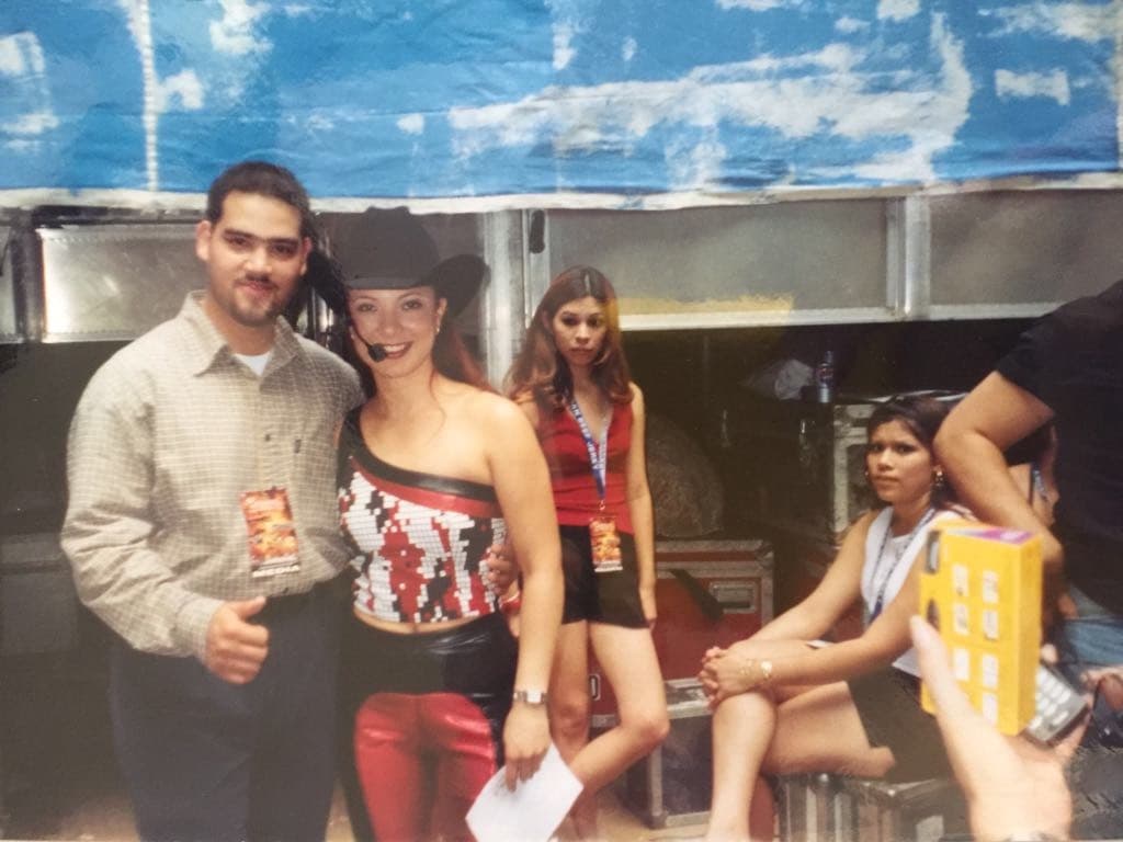 <a href="https://www.facebook.com/PriscilaySusBalasDePlataOficial/?fref=ts">Priscila y sus balas de plata.</a>