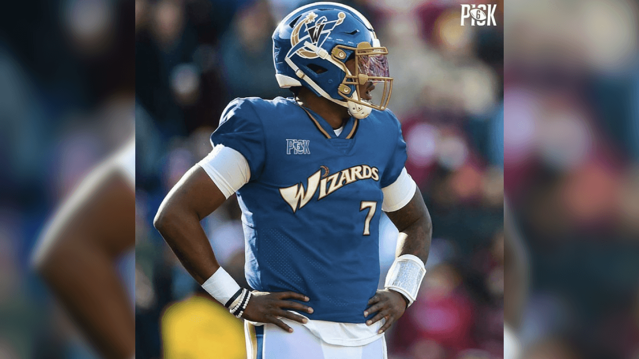 <b>Dwayne Haskins</b>
<br>El QB de los Washington Redskins basado en los colores de los Washington Wizards tendría un diseño similar al actual uniforme de los Jaguars.