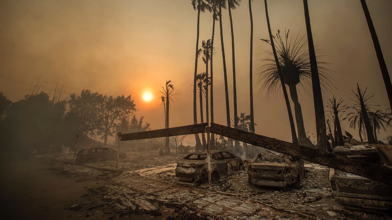 Incendios y apagones: lo que debes de saber de la ola de calor que azota al norte de California