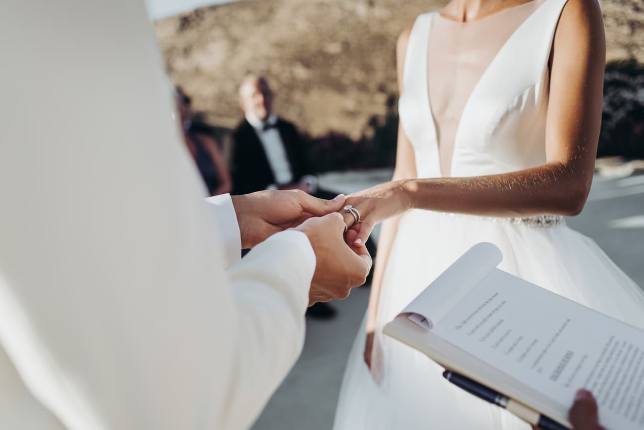 Antes del “sí”: las conversaciones sobre dinero que pueden evitar problemas en el matrimonio