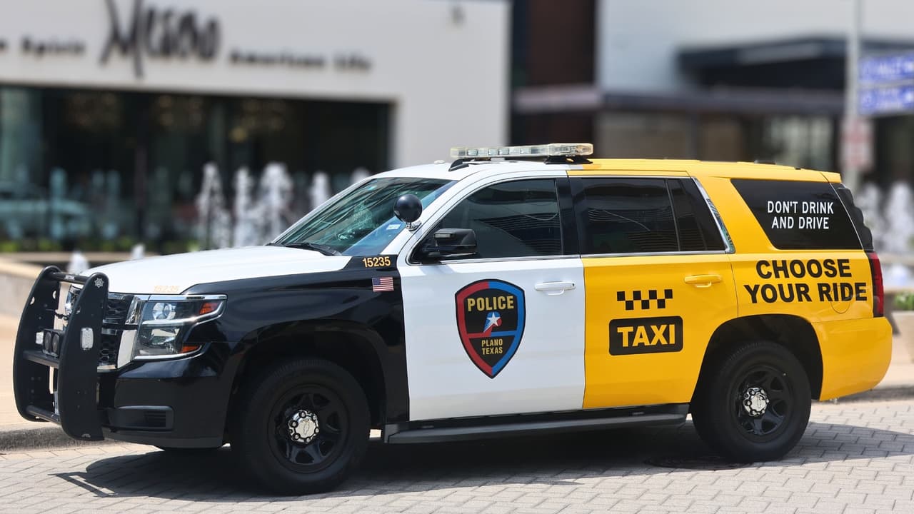 Conoce la patrulla mitad taxi que todavía circula por Plano casi 14 años después