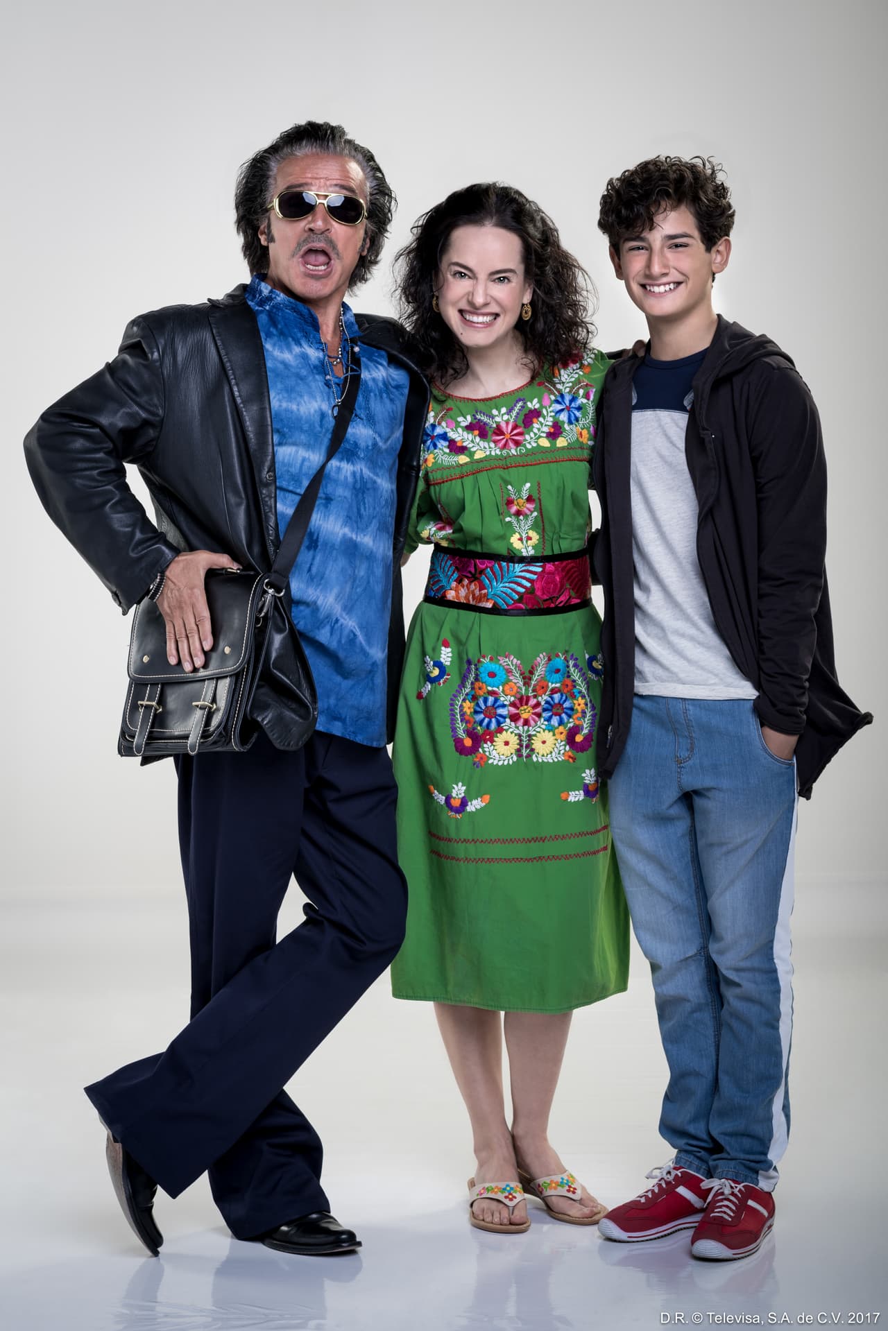 A esta familia incómoda la verás otra vez en 'Mi marido tiene más familia' a partir del próximo martes 11 de septiembre a las 8PM/ 7C.