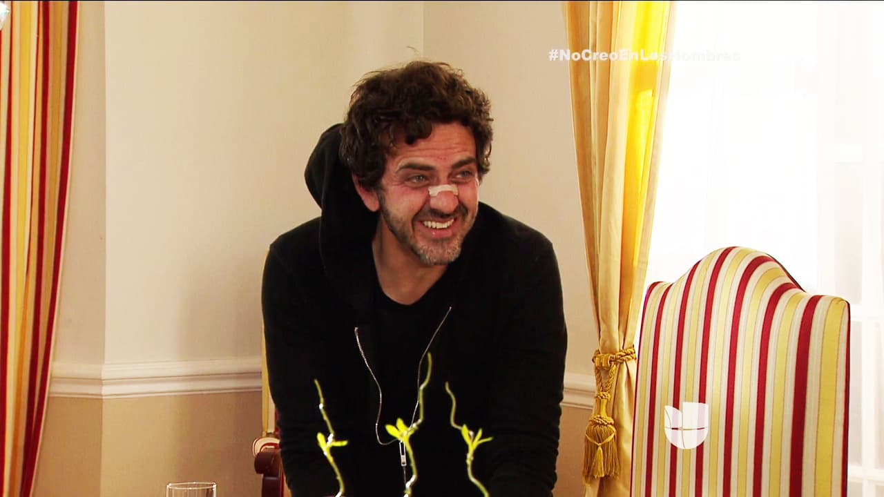 ¡Mírelos! Están felices al saber que María Dolores sí está embarazada de Daniel.