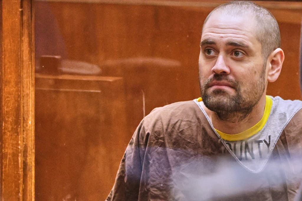 Nueva acusación del jurado afirma que Nick Reiner estuvo al acecho antes de matar a sus padres Rob y Michele Reiner