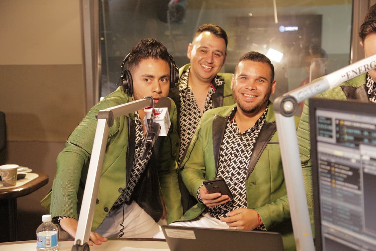 La agrupación hablan de lo importante que han sido las redes sociales en el desarrollo de su carrera.