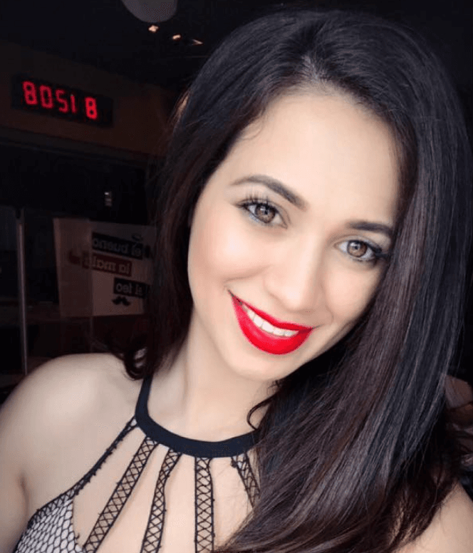 En imágenes: Las fotos más felices de la locutora hondureña.