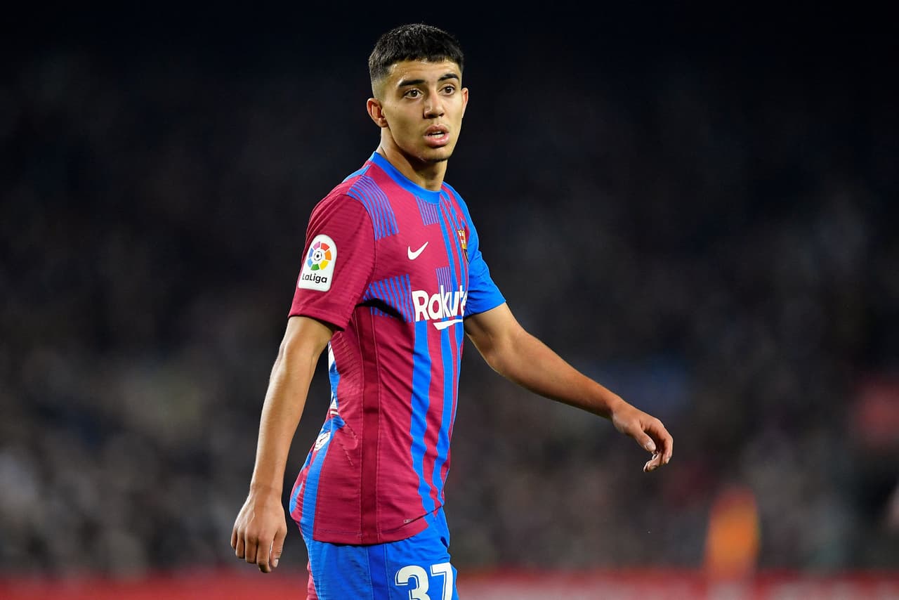 Ilias Akhomach Era uno de los jóvenes jugadores que recibía la confianza de Xavi.