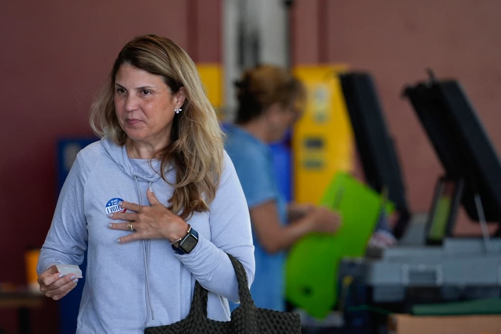 Las elecciones primarias de este martes en Florida se realizaron con afluencia moderada de votantes.