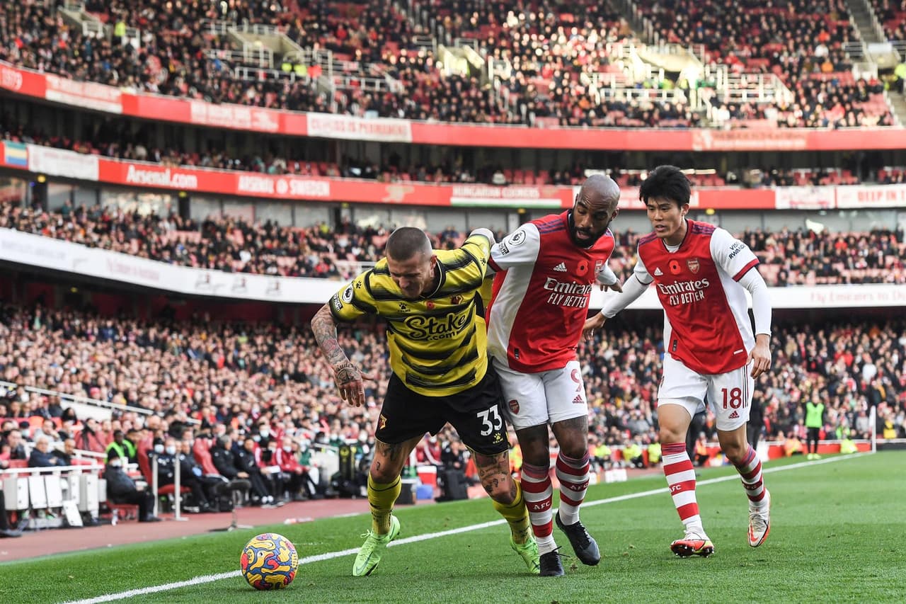 Arsenal se queda con la victoria en casa, tras derrotar 1-0 al Watford durante la onceava Jornada en la Premier League. Emile Smith Rowe anotó el gol del gane al minuto 56, lo que coloca a los 'Gunners' en puestos europeos.