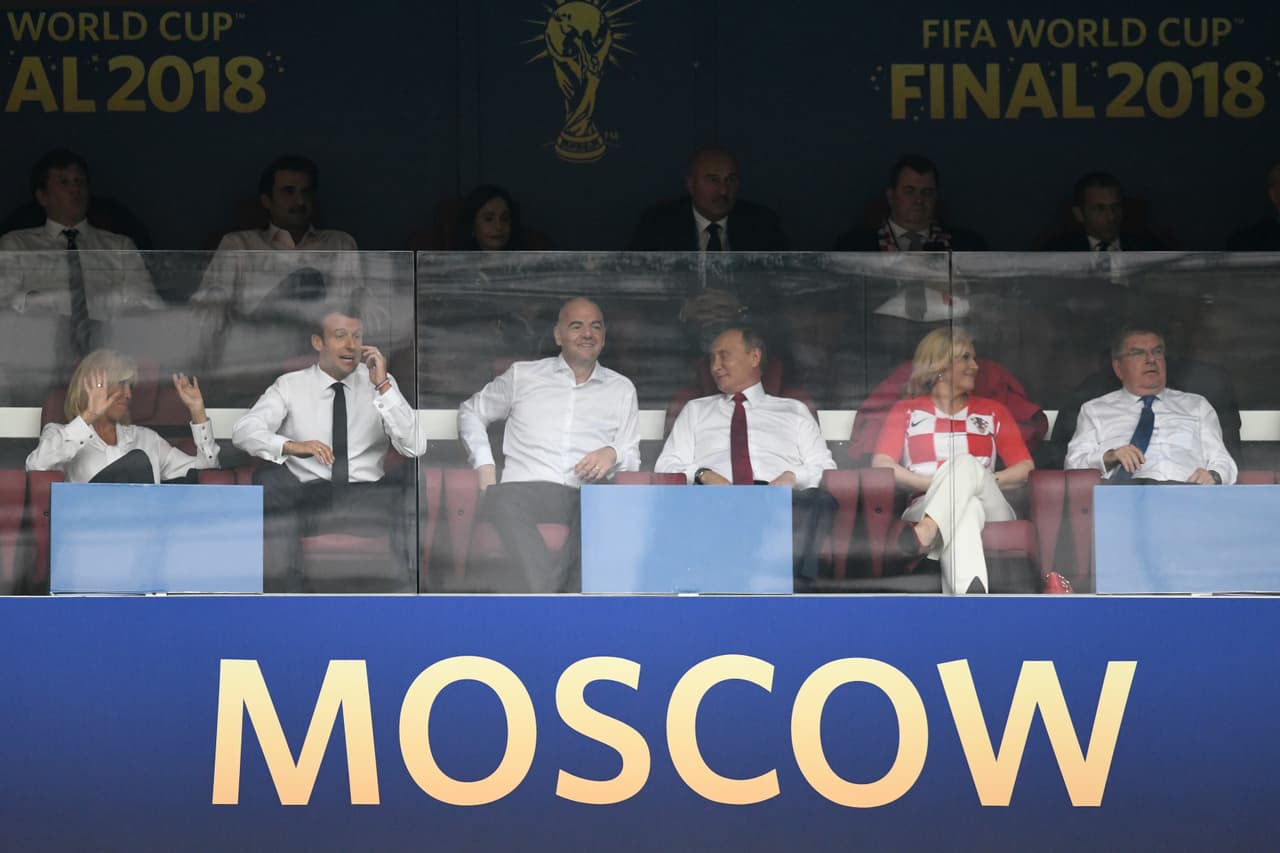 El mandatario ruso atestiguó el encuentro en el palco estelar del estadio Luzhnikí de Moscú, donde estuvo acompañado por la plana mayor de la FIFA y sus homólogos de los países finalistas.