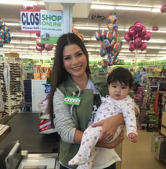 Para Ana siempre ha sido importante tener presente donde comenzó. Después del nacimiento de Giulietta, ella regresó al que fue su primer trabajo en California.