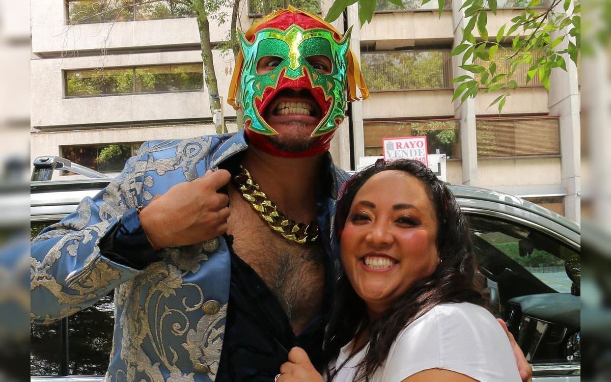 El Escorpión Dorado echó relajo con Michelle Rodríguez y cantaron juntos