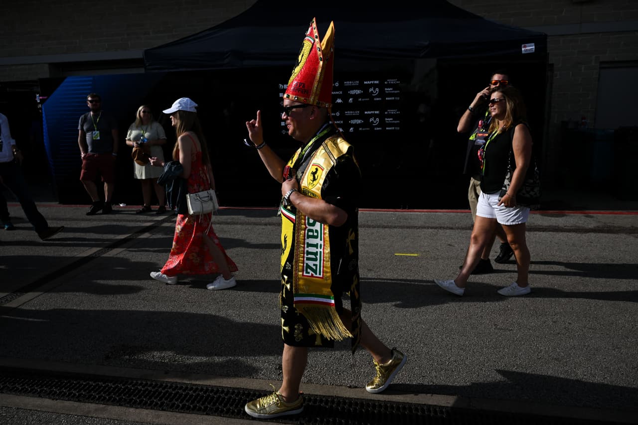 Brad Pitt, Pharrell Williams y Ed Sheeran atestiguaron el triunfo de Red Bull en el GP de Estados Unidos.