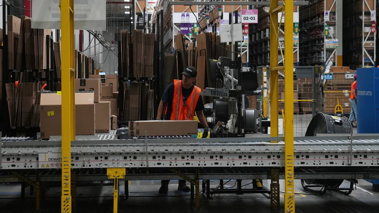 Amazon contratará a más de 6,000 trabajadores en el área metropolitana de Houston por temporada navideña