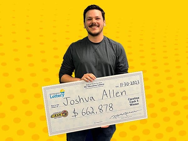 Hombre de Raleigh gasta $1 en boleto de lotería y se lleva a casa más de 600 mil dólares