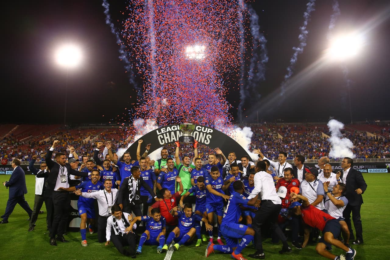 En su primera edición, los cementeros consiguen coronarse derrotando 2-1 a Tigres.