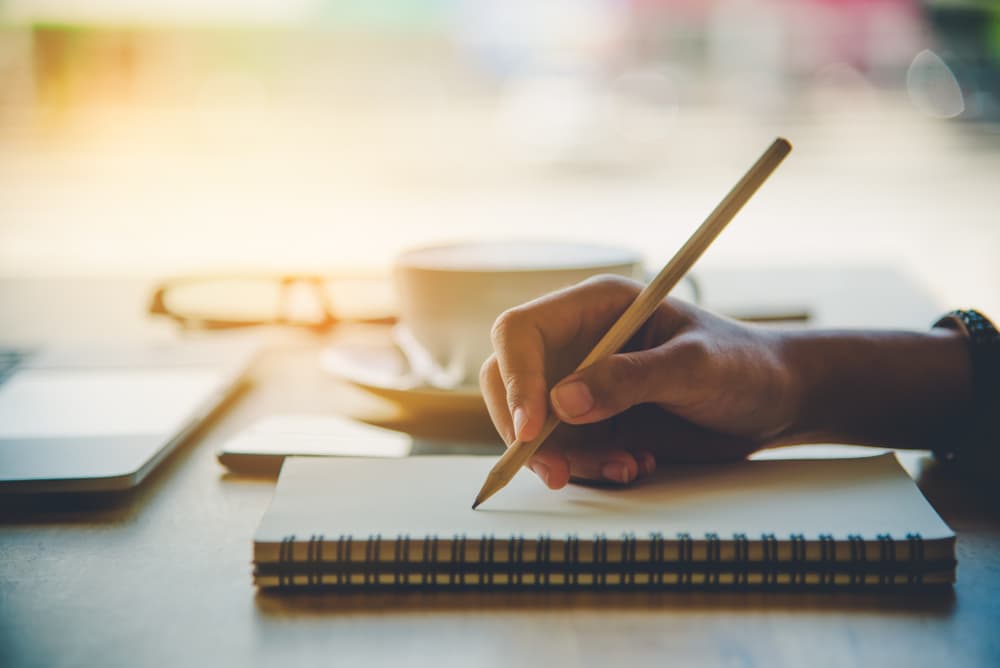 El eclipse va a sacar a flor de piel muchas cosas que estaban ocultas, pero al mismo tiempo te ayudará a que comprendas cuánto has aprendido y cómo puedes controlar tu carácter, tus emociones y no dar rienda suelta a las mismas.
<br>