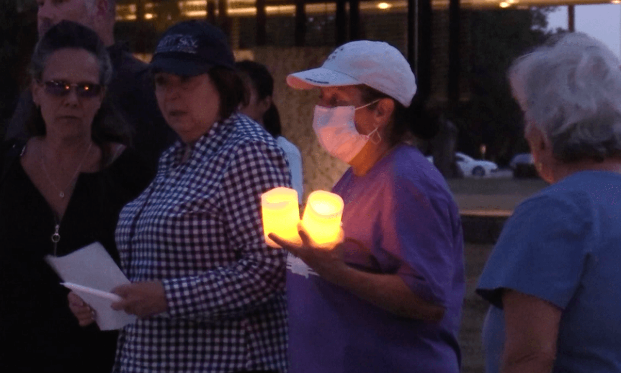Ponderosa Pet Resort no tiene personal en el lugar las 24 horas del día. Al momento del incendio, no habían personas dentro del establecimiento.