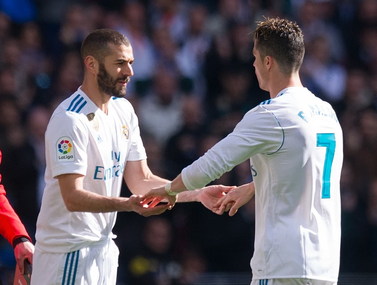 Karim Benzema se ‘pone el traje’ de CR7: “Ya no está para meter los goles, ahora me toca a mí”