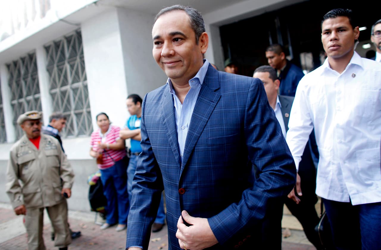 El presidente del Tribunal Supremo de Justicia, Maikel Moreno, durante su votación en Caracas. Este es el máximo tribunal del país y representa al poder judicial en Venezuela. En abril de 2017 asumió ilegalmente las funciones del parlamento venezolano, de mayoría opositora, lo que creo un conflicto de poderes que agudizó la crisis.