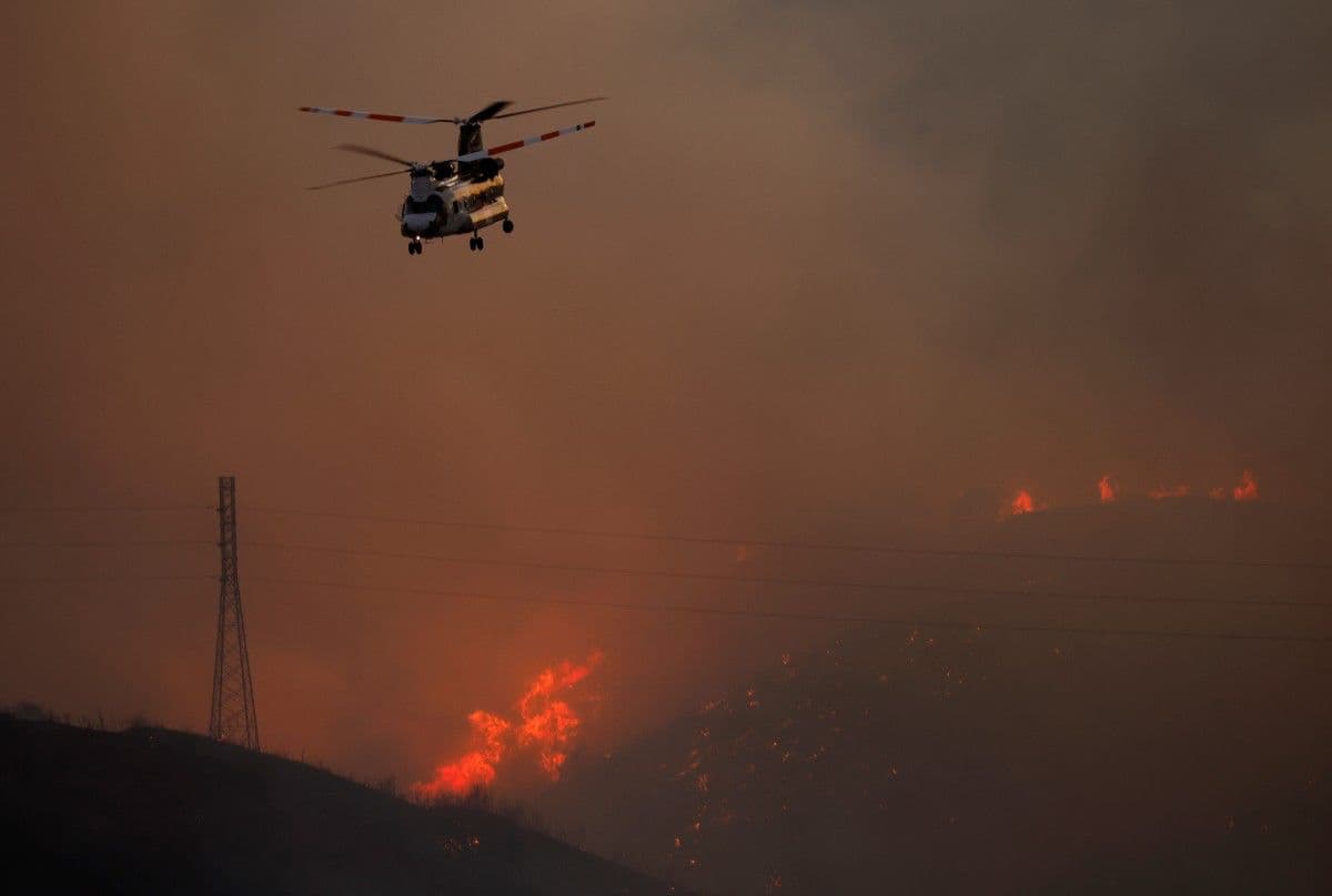 Un helicóptero en las inmediaciones de Bryson en California.