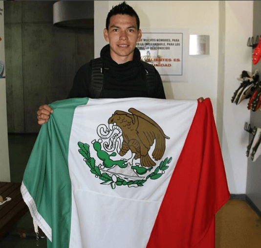 Hirving Lozano, delantero.