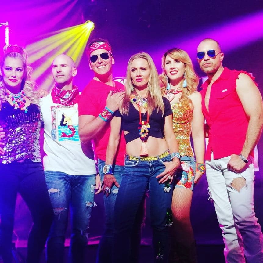 Un año después, el regreso de Garibaldi se hizo realidad. En una entrevista con
<a href="https://bajio.telediario.mx/tras-los-famosos-0/ver-el-exito-de-otros-motiva-el-regreso-de-garibaldi-xavier-ortiz" target="_blank">Notimex</a>, el cantante señaló que el reencuentro no solo fue resultado de la nostalgia por los retornos de los otros grupos si no de la necesidad económica y "sobre todo, de volver a sentirnos vivos, es una carrera que te deja un vicio difícil de olvidar".