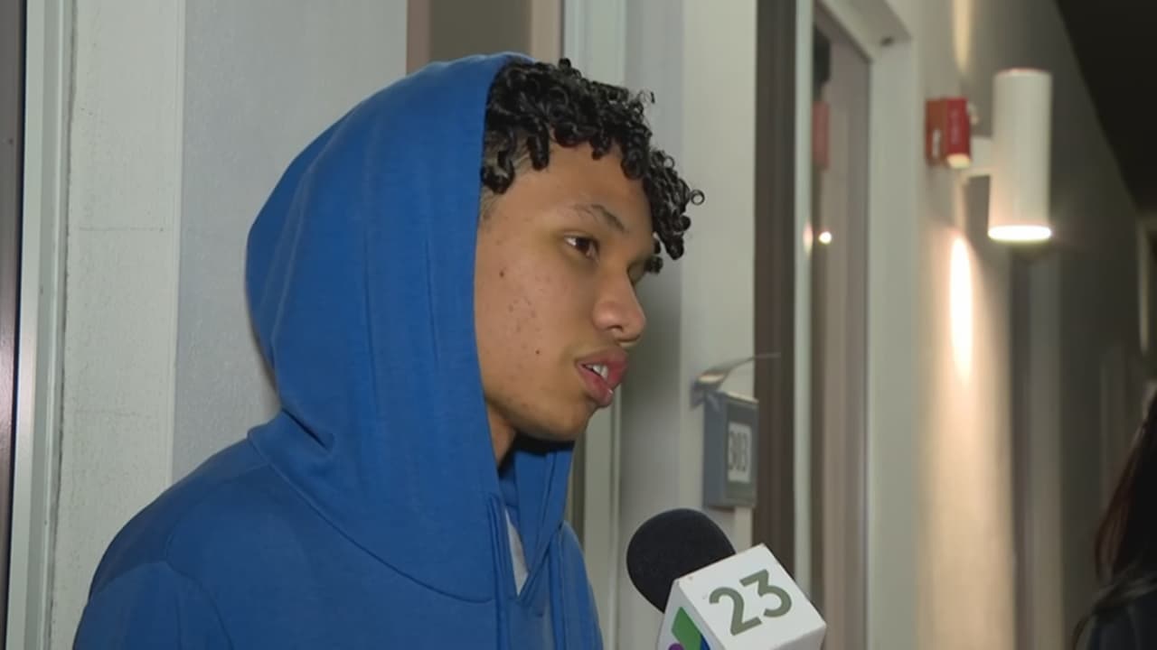 El hijo del hombre asesinado también habló en exclusiva con Noticias 23. “Muerto, asfixiado, se pudo haber salvado definitivamente porque se encontró el cadáver a las diez y media de la mañana, pero yo encontré su ubicación a las cuatro y treinta de la madrugada”, dijo José Manuel Sánchez, hijo del hombre asesinado.
<br>