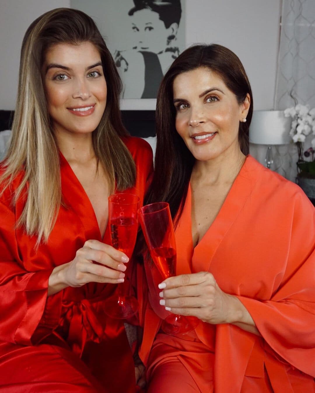 En abril de 2001 Adriana Cataño presentó una demanda contra el actor, quien se negaba a reconocer a Gabriella como su hija. Después de tres meses, y una prueba de ADN, la aceptó públicamente, publicó El Universal. Sin embargo, el pleito no paró: ella lo llamó tacaño y lo acusó de no buscar a su hija, publicó People en español.