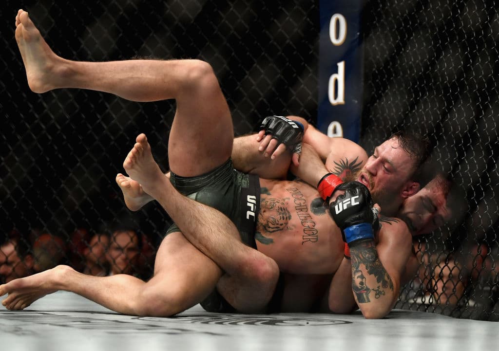 El ruso derrotó a McGregor y marcó un hito de dominio muy grande en las artes marciales mixtas, apagando la luz de su rival.