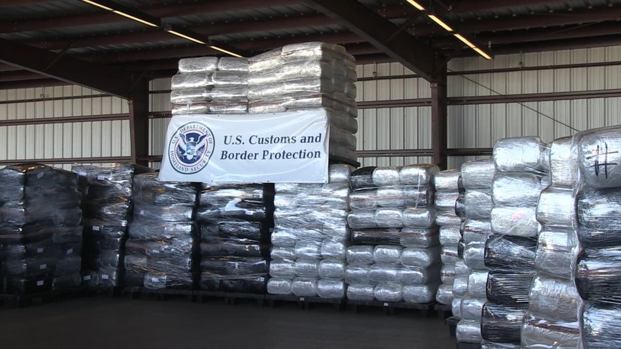 En noviembre de 2013, las autoridades fronterizas realizaron una incautación récord de más de 20,000 libras de marihuana en la garita Mariposa.