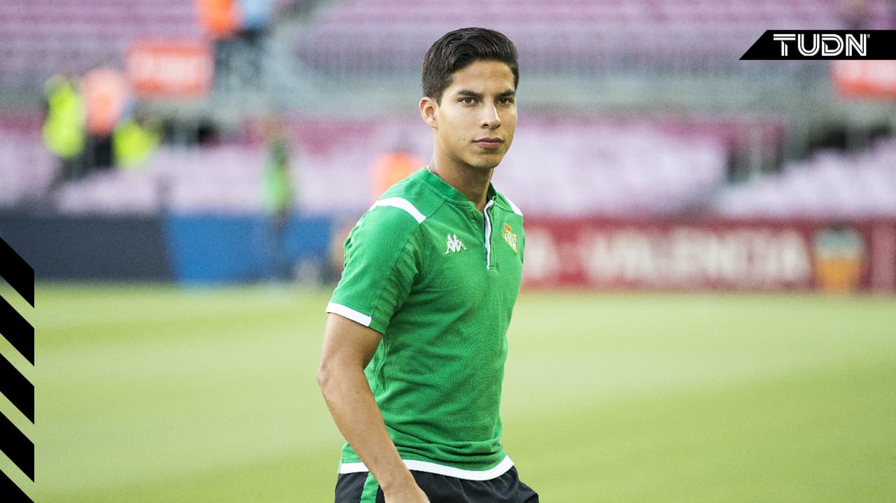 Diego Lainez sigue sin ser titular esta temporada con el Betis