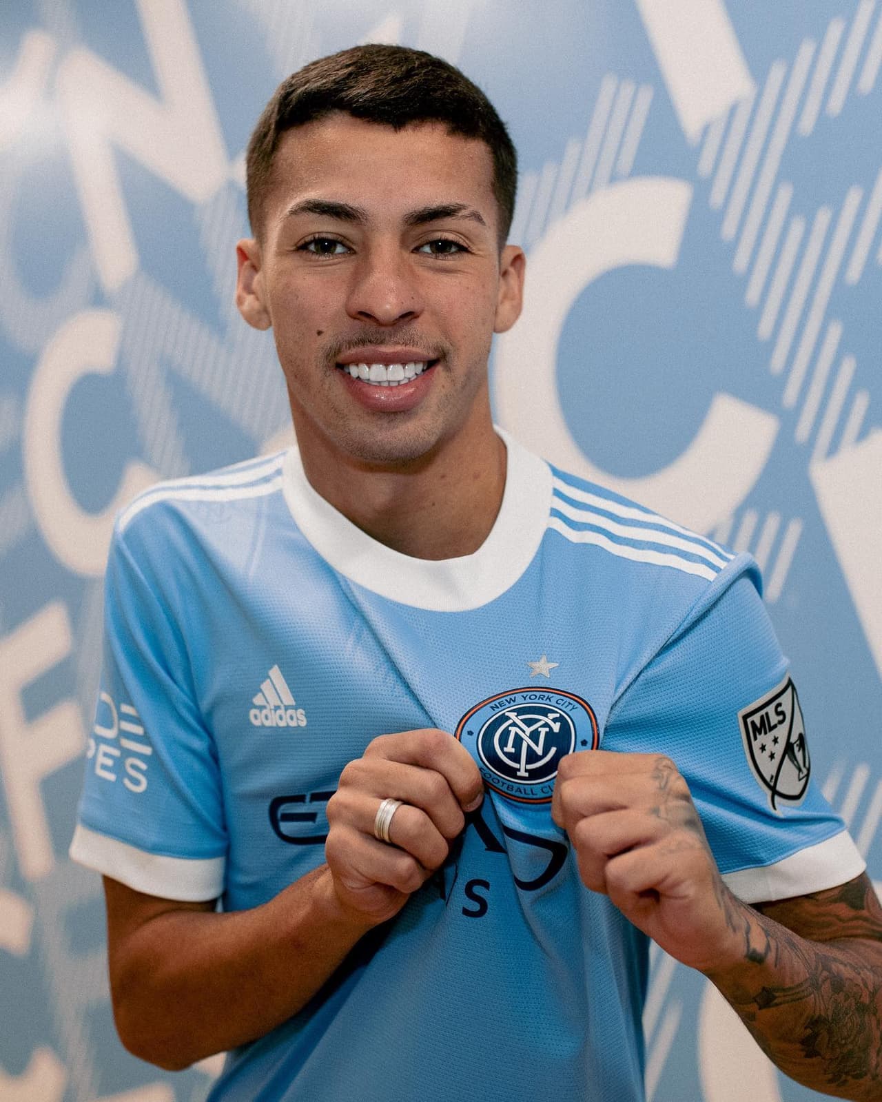 Pereira se una al contigente de compatriotas que juegan para New York City FC: el club tiene en sus filas a los brasileños Thiago Martins, Thiago Andrade, Héber y Talles Magno.