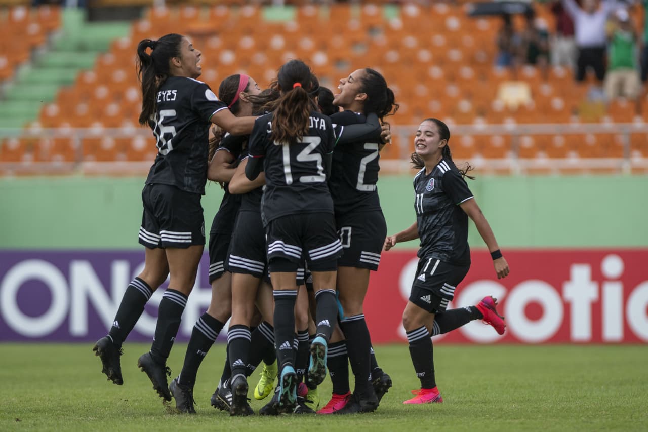 Cuatro goles del equipo de las barras y las estrellas, destrona al Tri femenil, quien poseía este título. Sin embargo, ambos equipos ganan su clasificación al Mundial Sub-20 femenino.